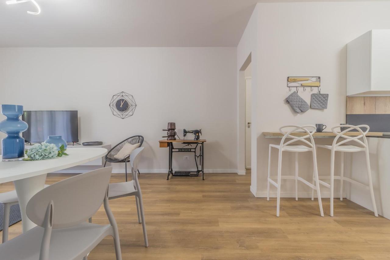 Apartamento La Casa Del Sarto Perledo Exterior foto
